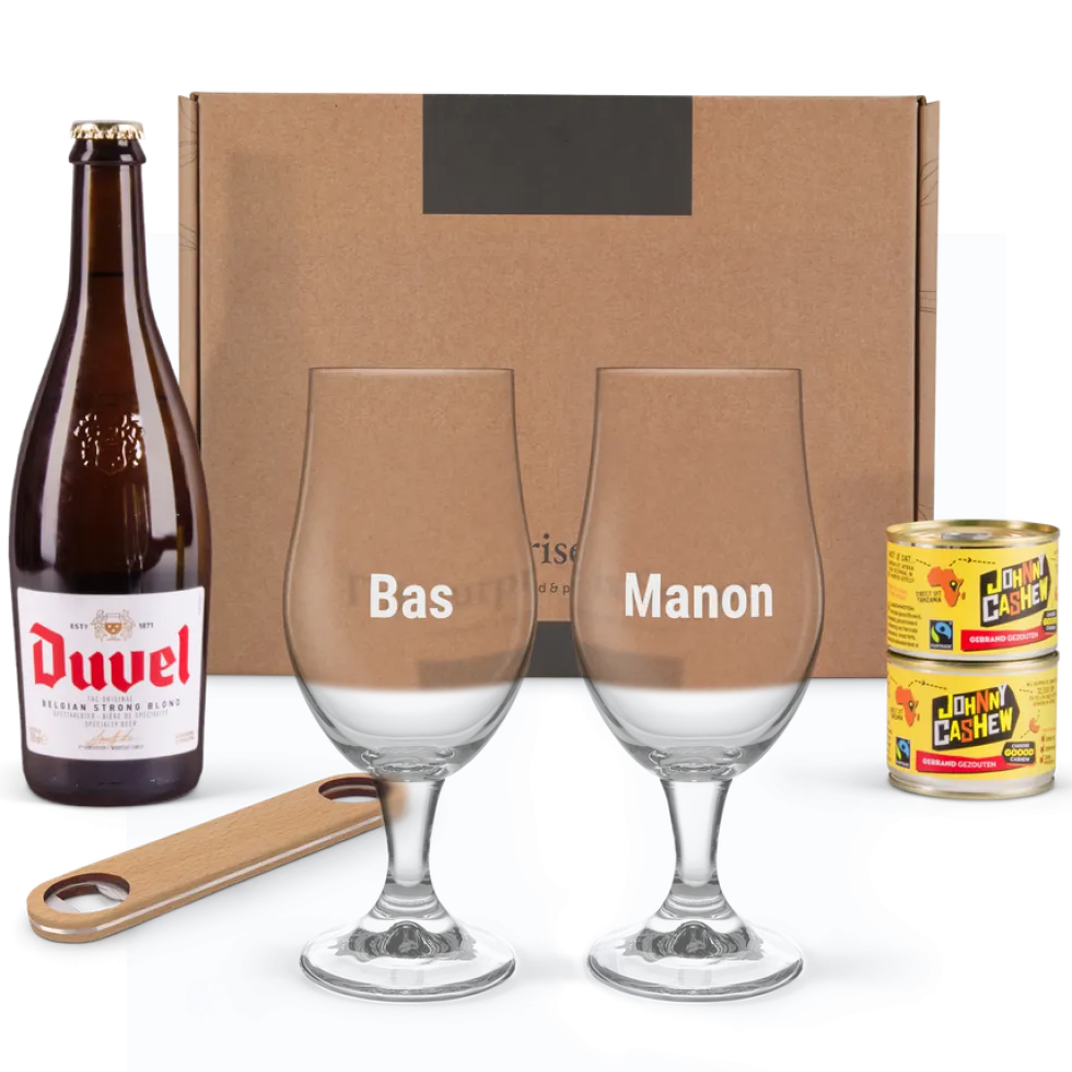 Bier borrelpakket met gegraveerde glazen