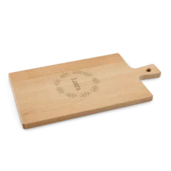 Borrelpakket met gegraveerde houten serveerplank