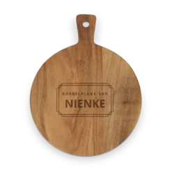Borrelplank graveren