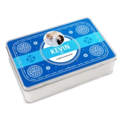 Koekblik gevuld met Oreo